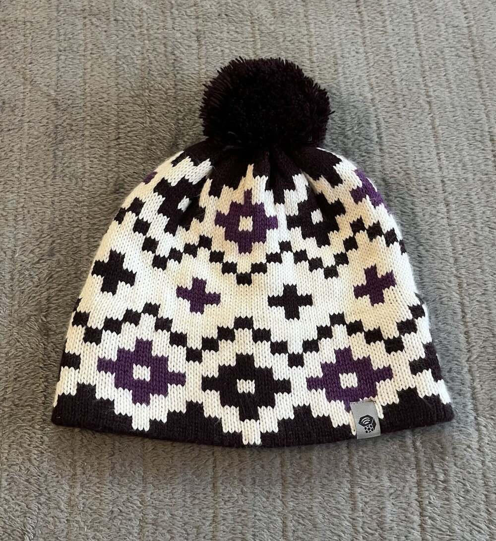 Mountain Hardwear Beanie One Size Purple White Fair Isle Pom Winter Hat